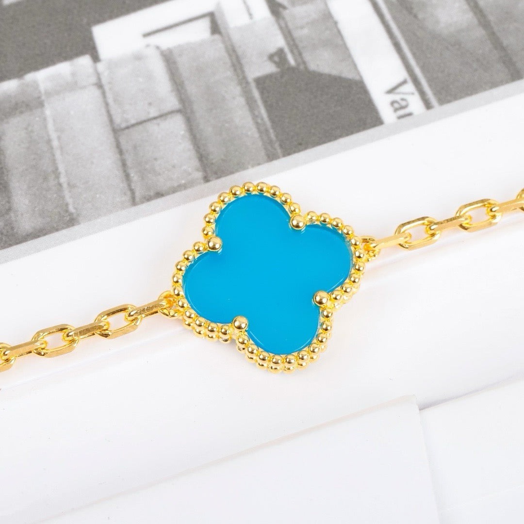 CLOVER 5 MOTIFS TURQUOISE BRACELET