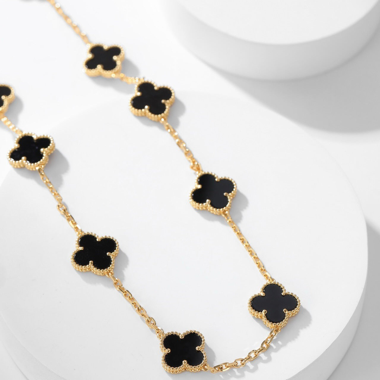 CLOVERS THE 10-MOTIFS ONYX NECKLACE