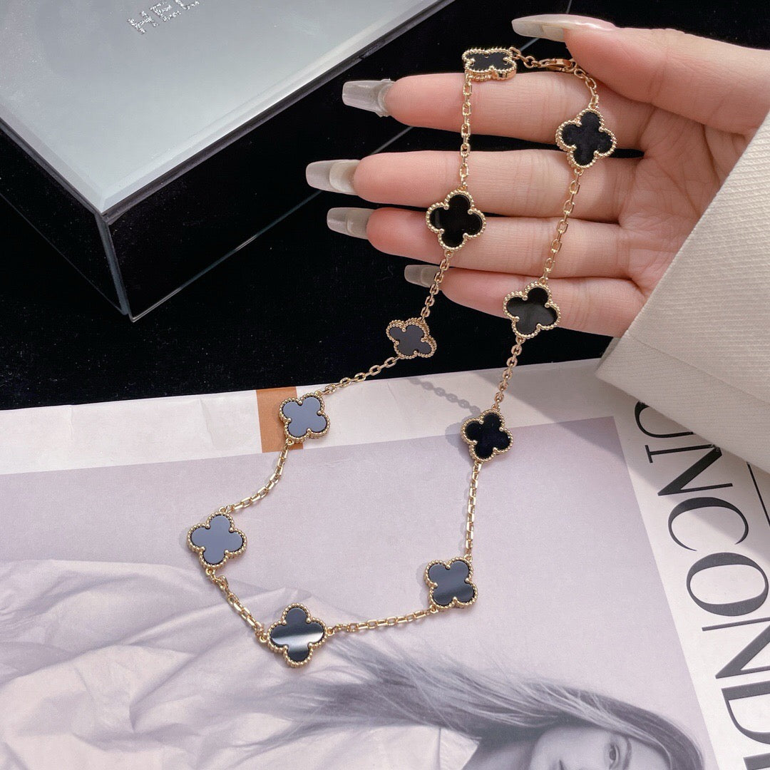 CLOVERS THE 10-MOTIFS ONYX NECKLACE