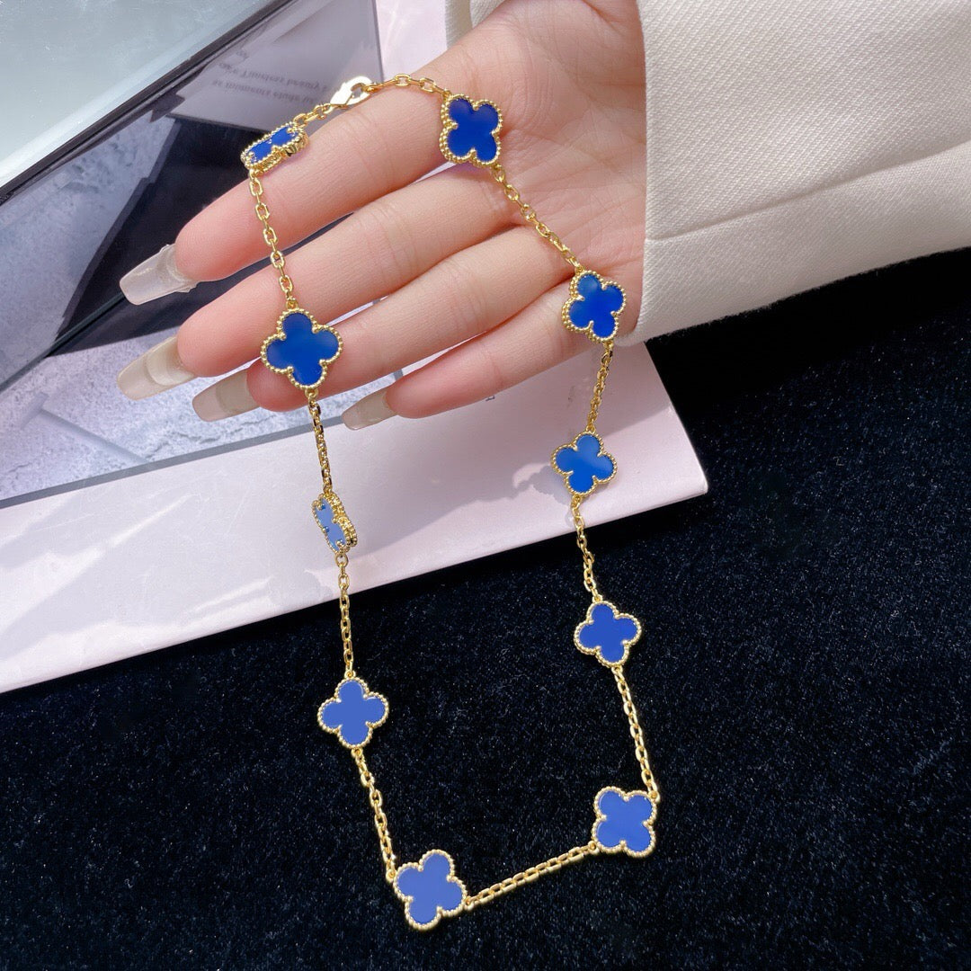 CLOVER 10 MOTIFS BLUE AGATE NECKLACE