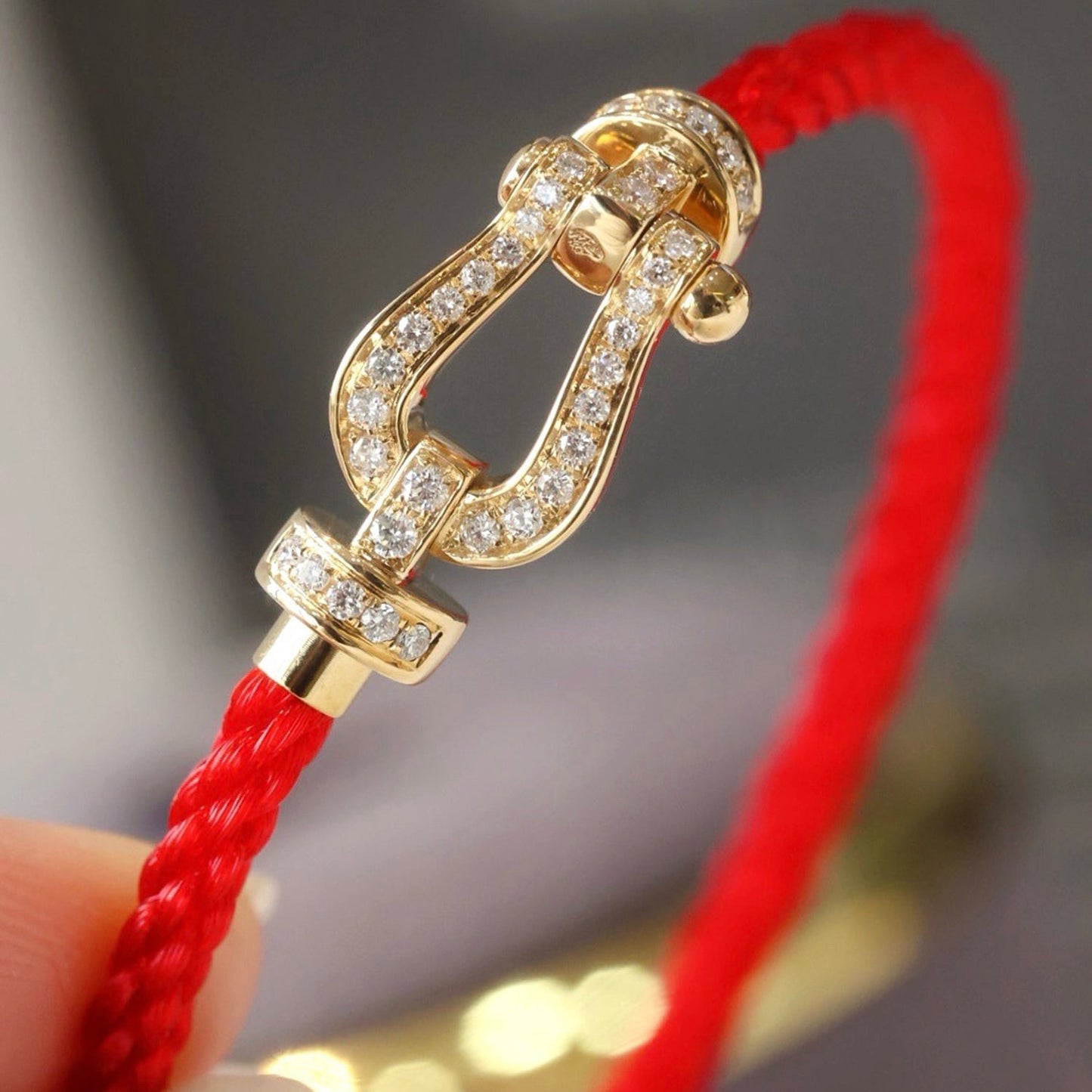 Pulsera Force con herradura grande y diamantes completos