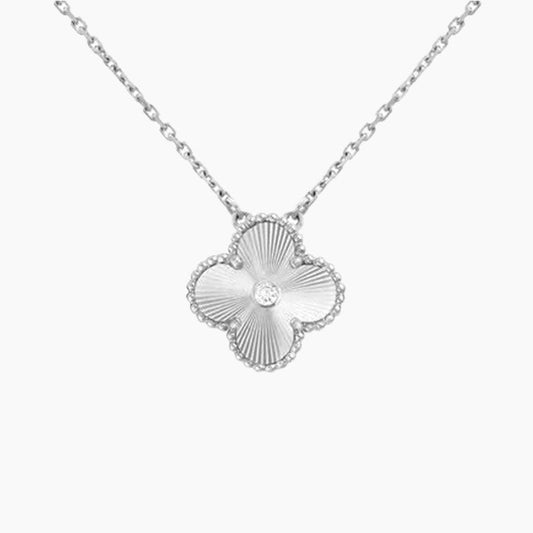 CLOVER  15MM DIAMOND LASER NECKLACE SILVER
